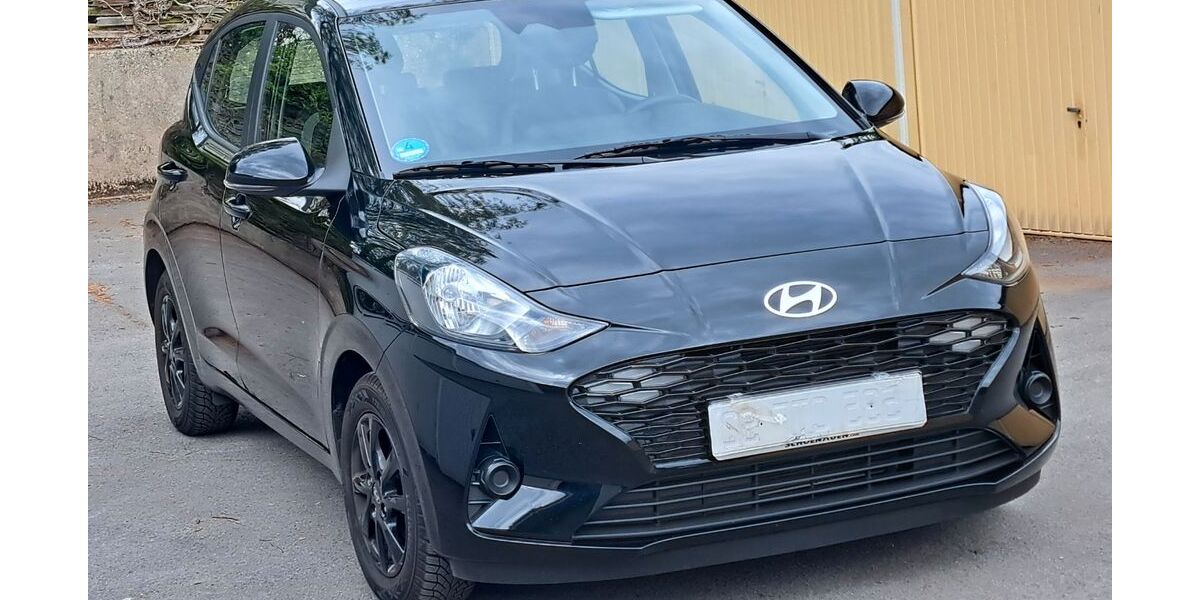 Hyundai i10 9.500 km 15.500 &euro; Haan 42781