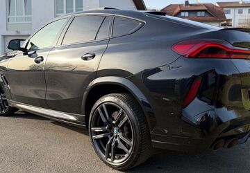 BMW X6 M 126.000 km 67.950 &euro; Köln 50823
