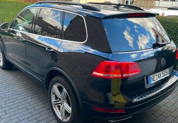 VW Touareg 178.980 km 12.899 &euro; neuss 41469