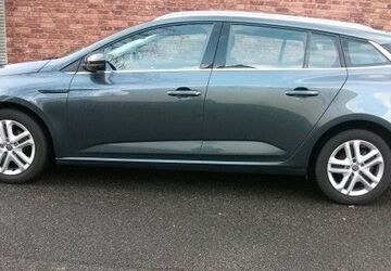 Renault Megane 93.000 km 12.900 &euro; köln 50737