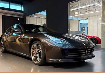 Ferrari GTC4Lusso 57.750 km 220.500 &euro; Köln 50829