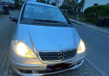 Mercedes-Benz A 170 106.000 km 5.500 &euro; Köln 51069