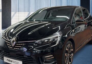 Renault Clio 48.482 km 14.940 &euro; Köln 50939