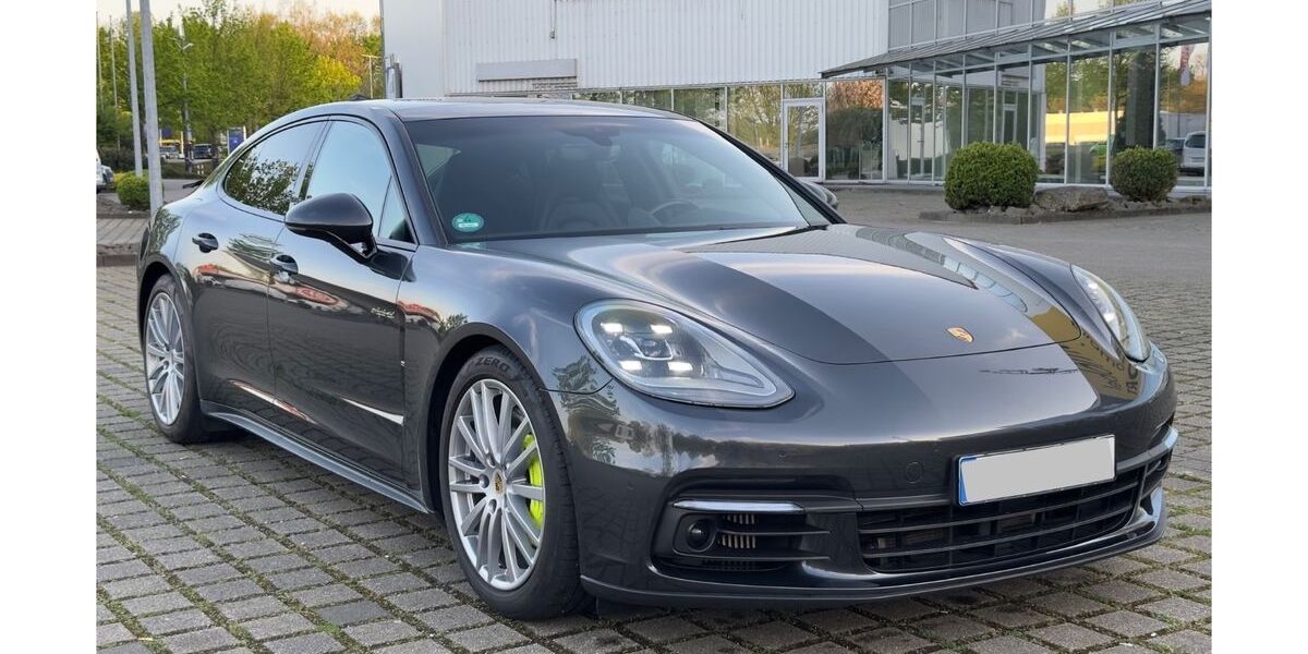 Porsche Panamera 62.000 km 63.750 &euro; Mülheim an der Ruhr 45478