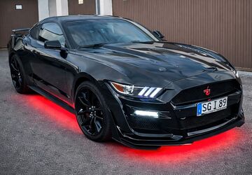 Ford Mustang 67.202 km 32.700 &euro; Solingen 42653