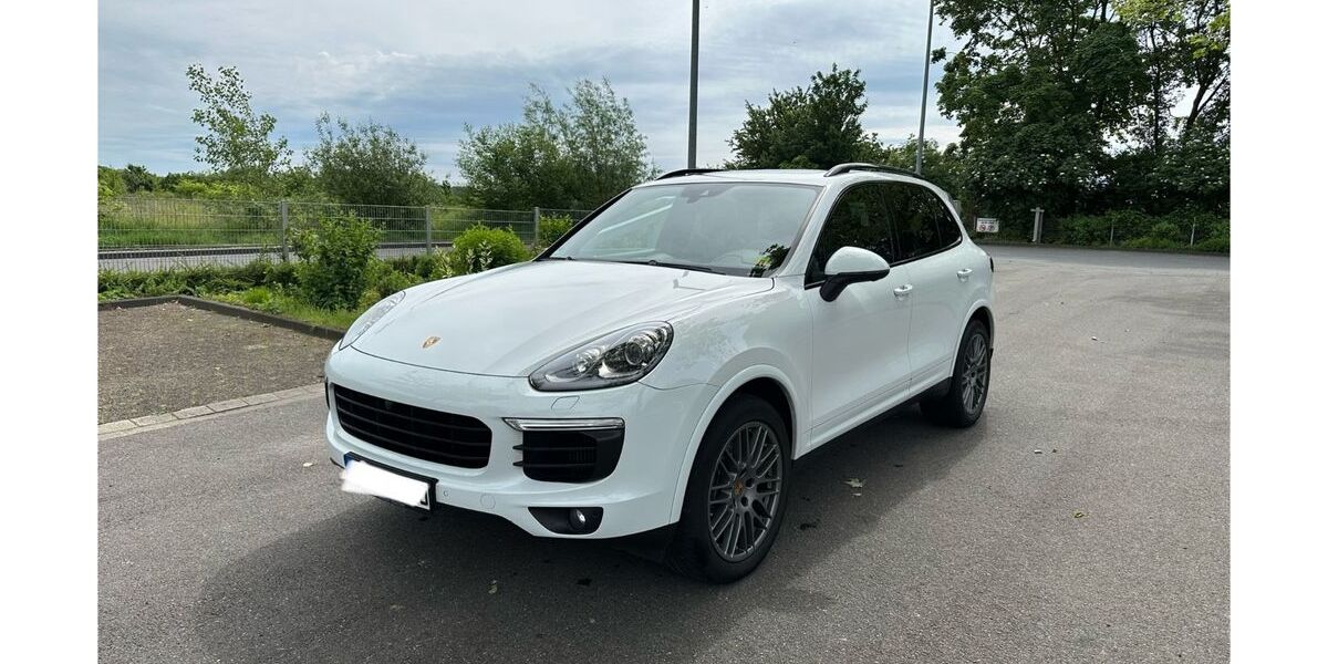 Porsche Cayenne 128.000 km 46.900 &euro; Solingen 42719