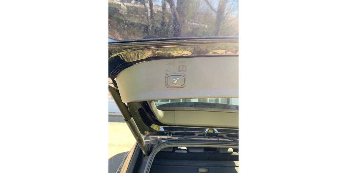 Ford Kuga 61.400 km 18.800 &euro; Neuss 41460