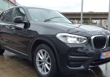 BMW X3 200.000 km 20.900 &euro; Köln 51105