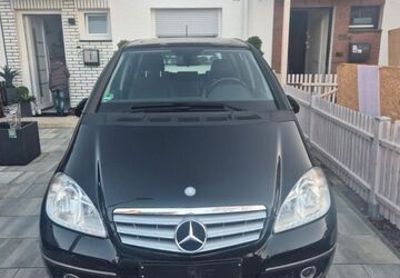 Mercedes-Benz A 160 134.000 km 4.499 &euro; Köln 51147
