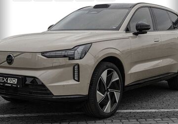Volvo EX90 2.999 km 76.780 &euro; Hilden 40721