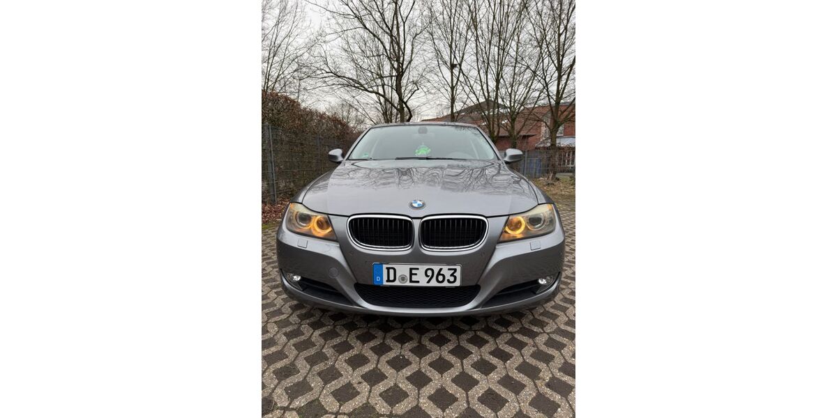 BMW 320 146.600 km 3.000 &euro; Düsseldorf 40595
