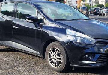 Renault Clio 153.000 km 5.900 &euro; Bergisch Gladbach 51469