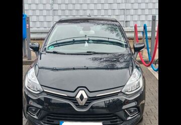 Renault Clio 77.800 km 8.000 &euro; dusseldorf 40223