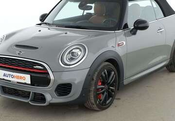 Mini John Cooper Works Cabrio 33.317 km 28.300 &euro; Köln 50739